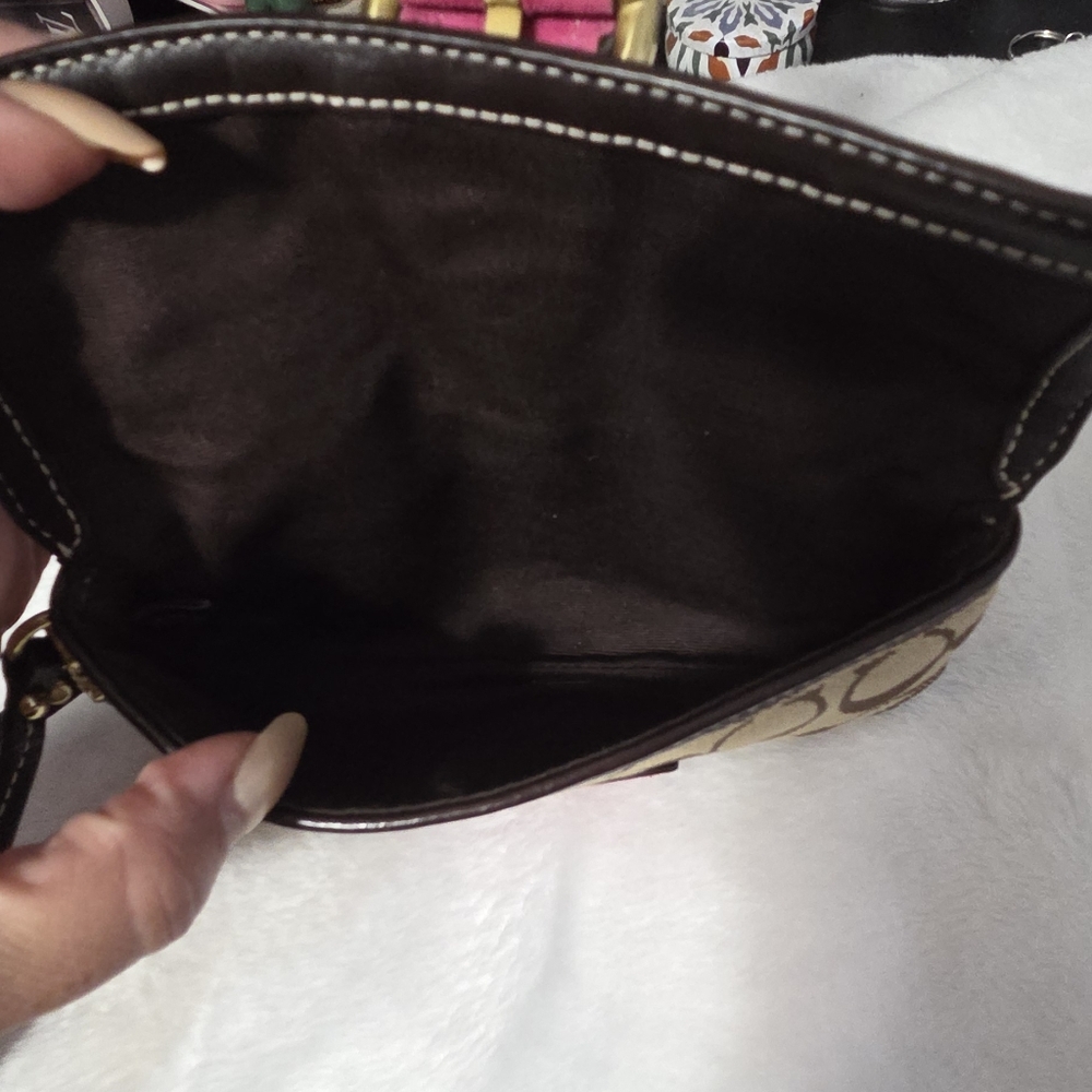 Coach Clutch, purple And Brown. - Picture 7 of 10